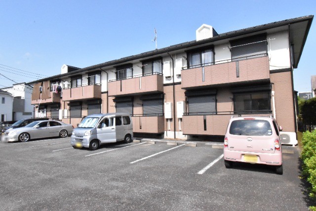 ��ʌ�����s�厚���s�̃A�p�[�g�̌����O��