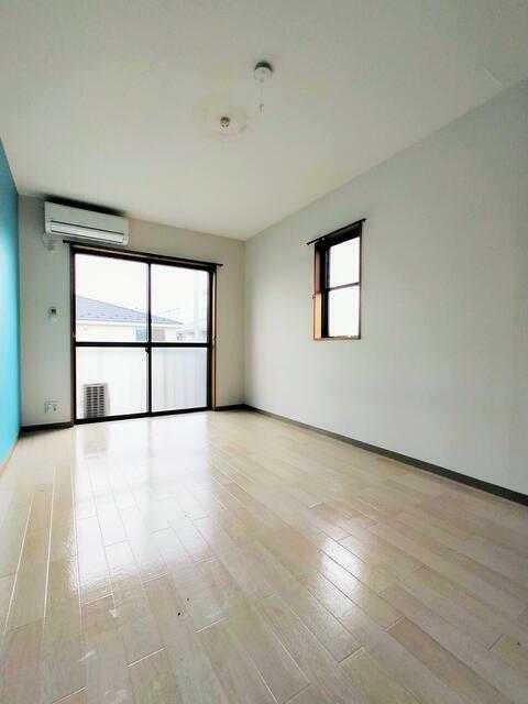 ��ʌ�����s�厚���̃A�p�[�g�̋��ԁE���r���O