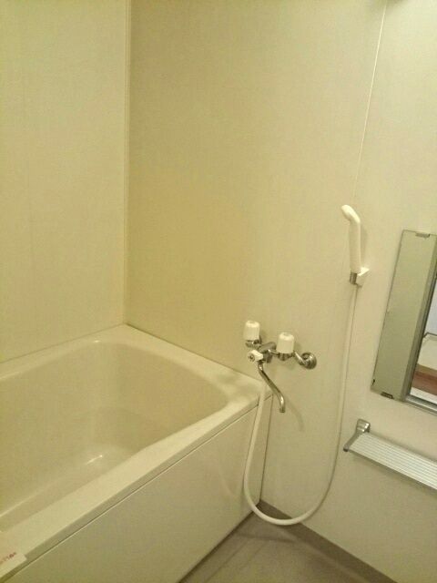 ��ʌ��������܎s�΋擌�Y�a�Q���ڂ̃}���V�����̃o�X