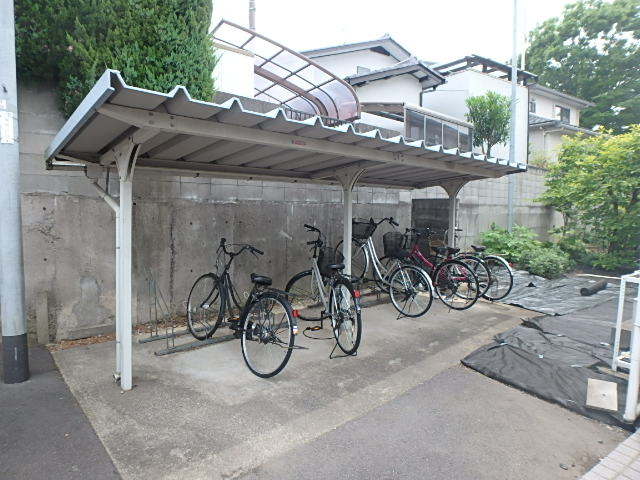 ��ʌ��������܎s��{��x�̓����Q���ڂ̃A�p�[�g�̂��̑�