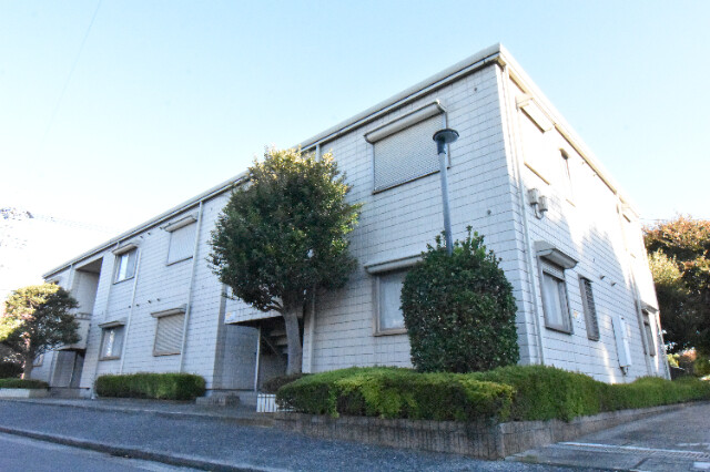 ��ʌ�����s�厚�����̃A�p�[�g�̌����O��