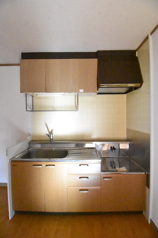 ��ʌ�����s�厚�����̃A�p�[�g�̃L�b�`��