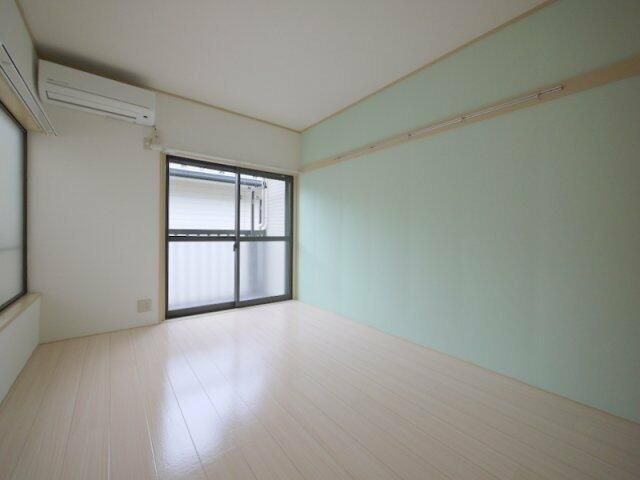 ��ʌ��������܎s�k��y�C���̃A�p�[�g�̋��ԁE���r���O