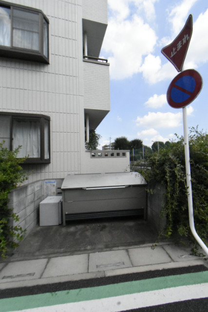 ��ʌ��������܎s�����擌��{�V���ڂ̃A�p�[�g�̂��̑�