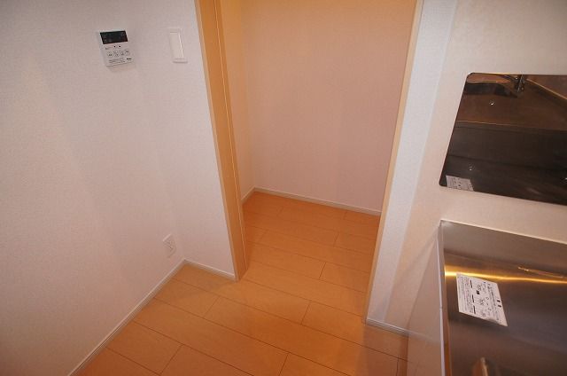 ��ʌ�����s�����Q���ڂ̃A�p�[�g�̂��̑�