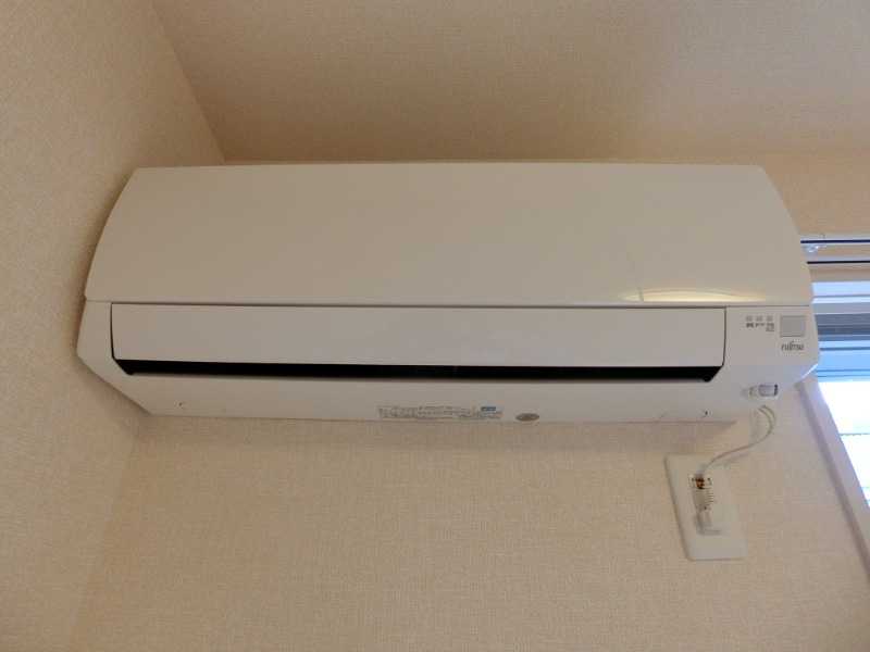 ��ʌ������s�ԌI�S���ڂ̃A�p�[�g�̂��̑��ݔ�