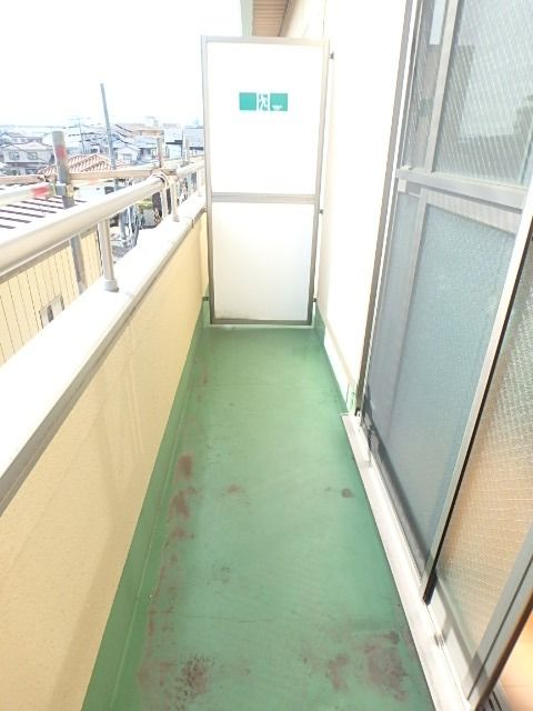 ��ʌ��������܎s��{����ؒ��S���ڂ̃}���V�����̃o���R�j�[