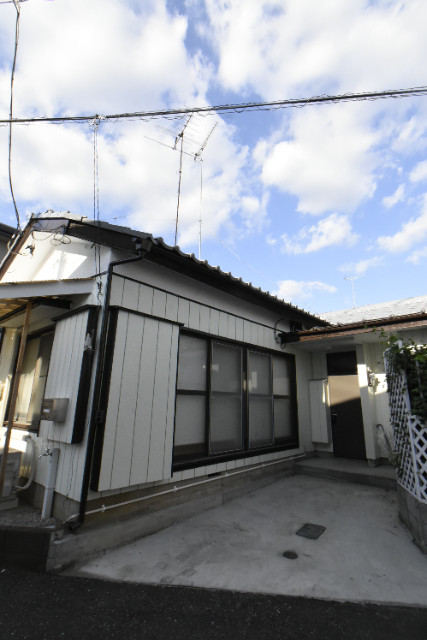 ��ʌ��k�����S�ɓޒ��厚�����̈�ˌ��Ă̒��ԏ�