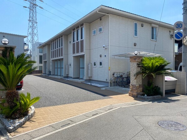 ��ʌ��������܎s�����扺�����S����22-8�̃A�p�[�g�̌����O��