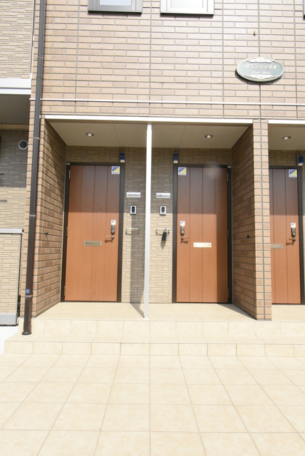 ��ʌ��������܎s������厚�ۃ���̃A�p�[�g�̃G���g�����X