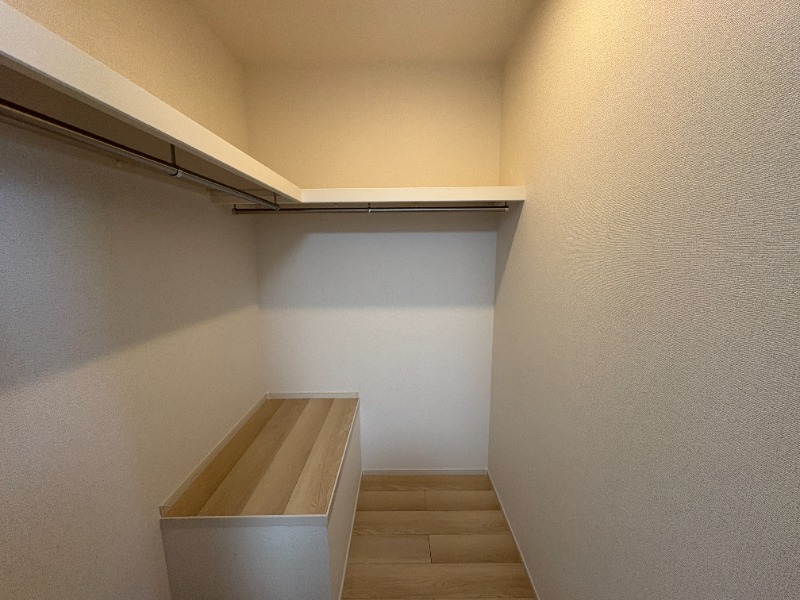 ��ʌ��������܎s����厚����{���̃A�p�[�g�̎��[