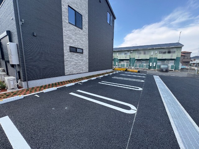 ��ʌ��������܎s����厚����{���̃A�p�[�g�̒��ԏ�