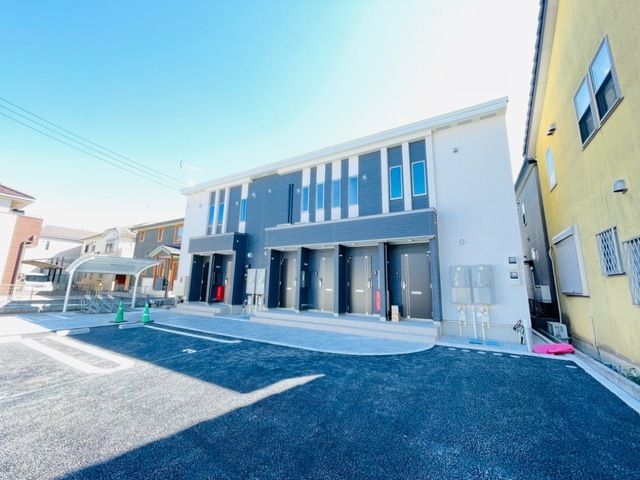 ��ʌ�����s�厚���̃A�p�[�g�̌����O��