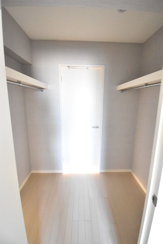 ��ʌ�����s�˒˓�P���ڂ̃}���V�����̎��[