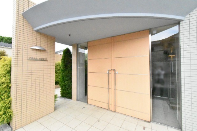 ��ʌ�����s�˒˓�P���ڂ̃}���V�����̃G���g�����X