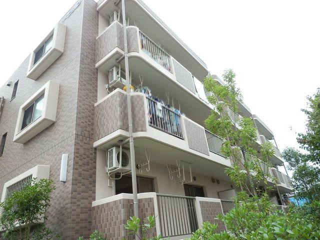 ��ʌ��������܎s����厚�󗈂̃}���V�����̌����O��