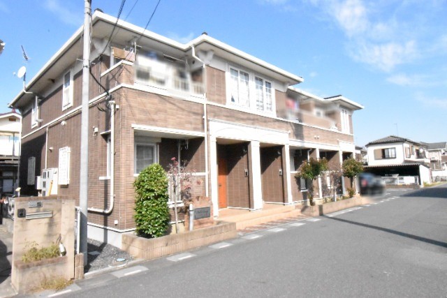 ��ʌ�����s�厚���s352-3�̃A�p�[�g�̌����O��