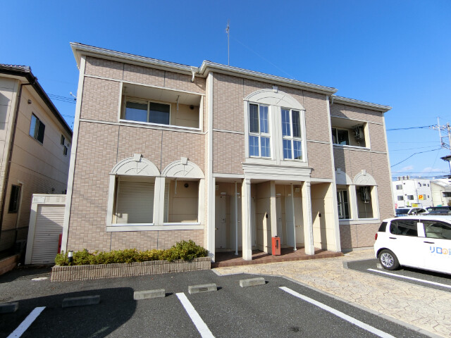 ��ʌ��������܎s��΋擌��΂S����10-13�̃}���V�����̌����O��