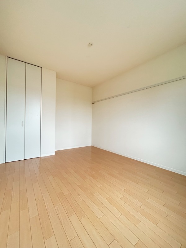 ��ʌ��������܎s������厚�쒆��̃A�p�[�g�̂��̑������E�X�y�[�X