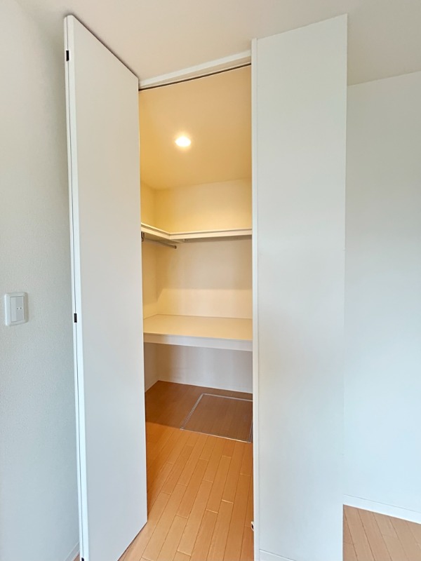 ��ʌ��������܎s������厚�쒆��̃A�p�[�g�̎��[