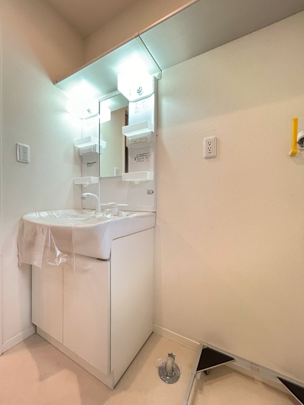 ��ʌ��������܎s������厚�쒆��̃A�p�[�g�̐��ʏ�