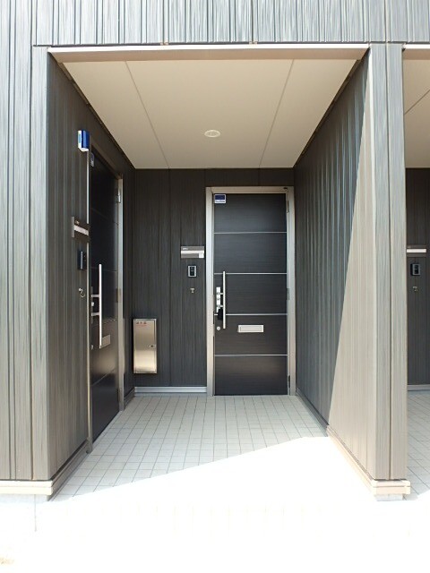 ��ʌ��������܎s������厚�쒆��̃A�p�[�g�̃G���g�����X