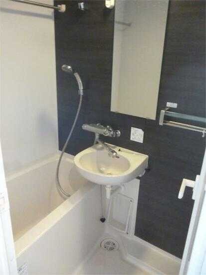 ��ʌ��������܎s��{��{���S���ڂ̃}���V�����̃o�X