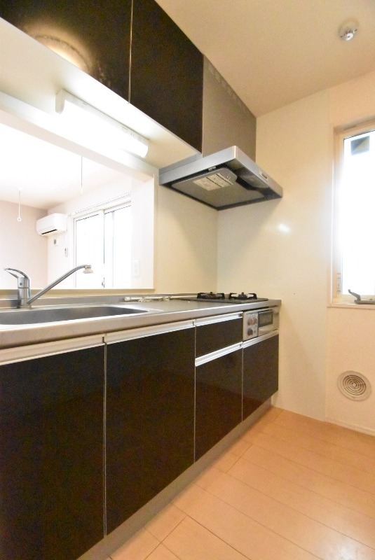 ��ʌ��z�J�s���C�N�^�E���V���ڂ̃A�p�[�g�̃L�b�`��