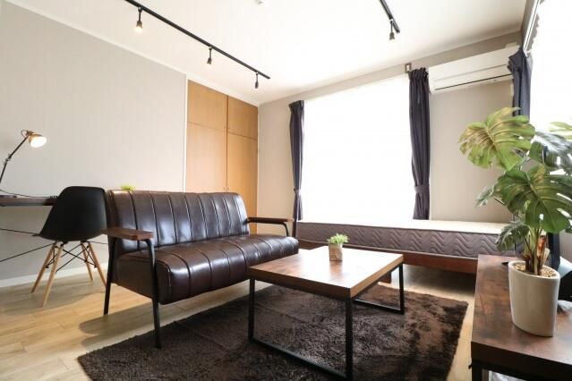 ��ʌ��������܎s�����擌��{�S���ڂ̃A�p�[�g�̋��ԁE���r���O