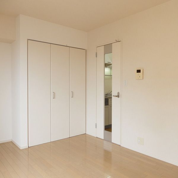 ��ʌ��z�J�s�ԎR���S���ڂ̃A�p�[�g�̂��̑������E�X�y�[�X