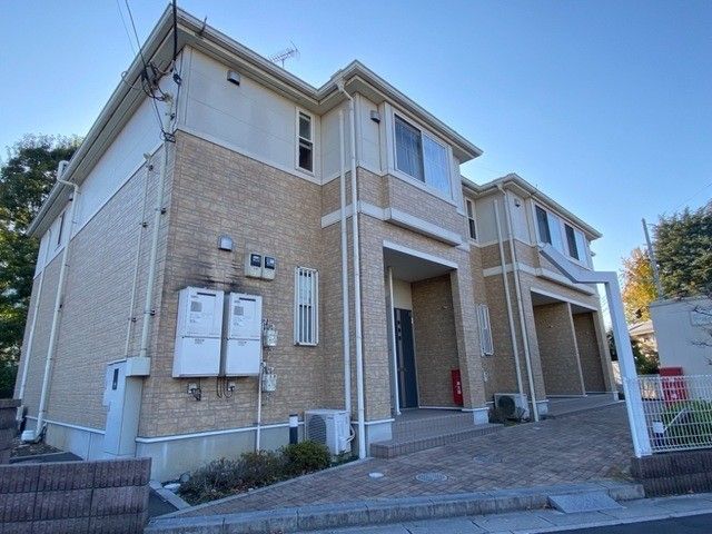 ��ʌ��������܎s��΋�厚�n��1283-1�̃A�p�[�g�̌����O��