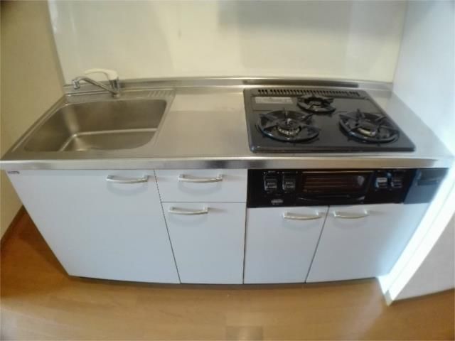 ��ʌ�����s�≺���Q���ڂ̃}���V�����̃L�b�`��