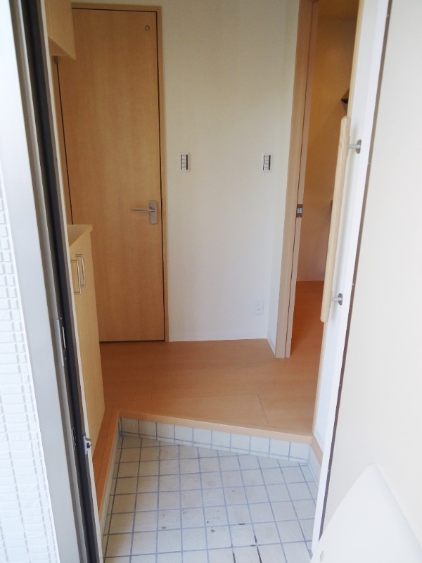 ��ʌ��������܎s��{��x�̓����P���ڂ̃A�p�[�g�̌���