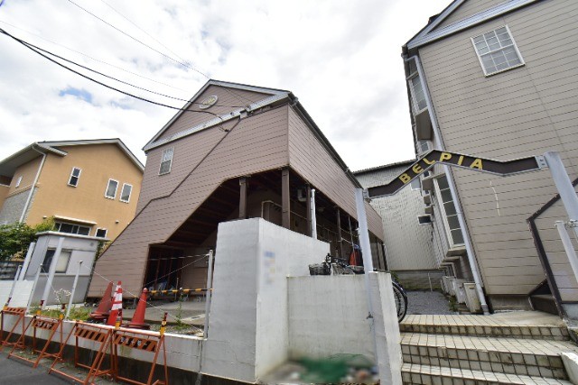 ��ʌ��������܎s��΋���q�P���ڂ̃A�p�[�g�̃G���g�����X