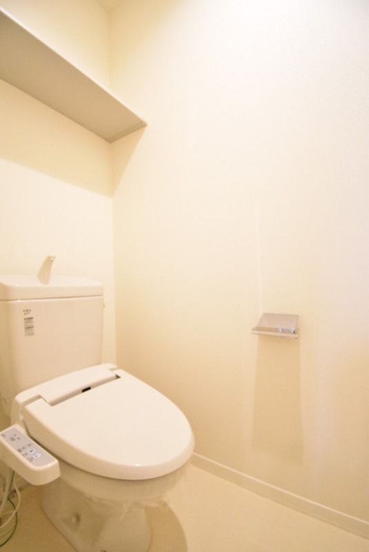 ��ʌ��������܎s��{��V�����P���ڂ̃A�p�[�g�̃g�C��