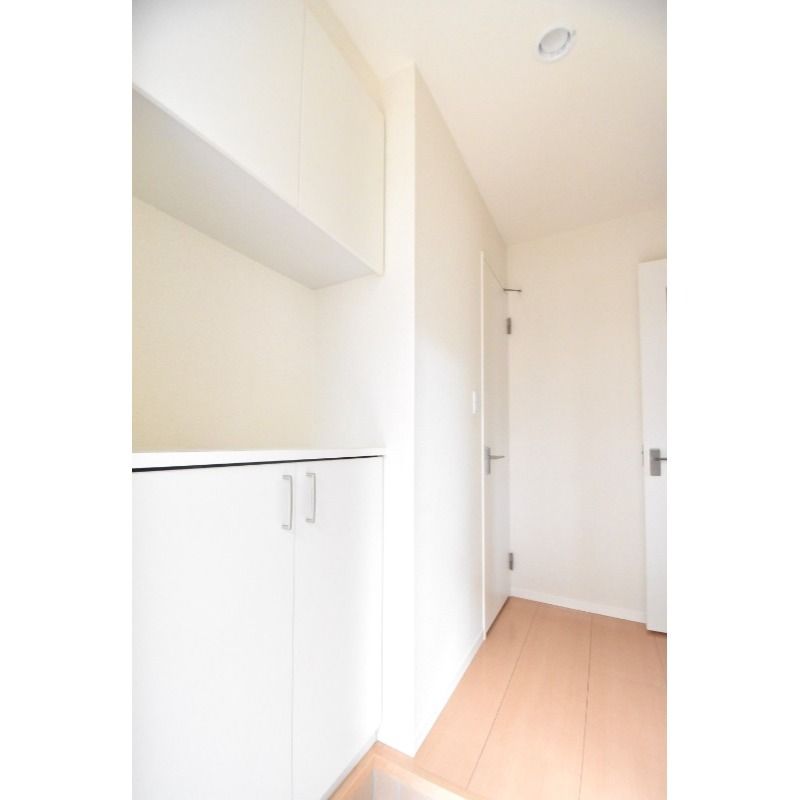 ��ʌ��������܎s��{��V�����P���ڂ̃A�p�[�g�̂��̑������E�X�y�[�X