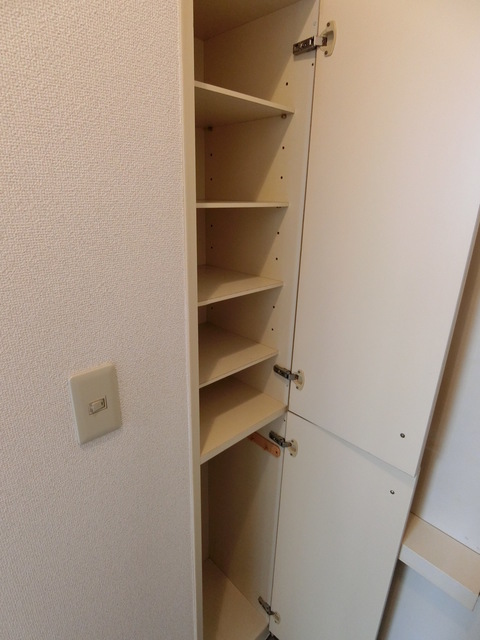 ��ʌ��������܎s�����擌��{�V���ڂ̃A�p�[�g�̎��[