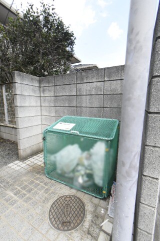 ��ʌ��������܎s�����擌��{�V���ڂ̃A�p�[�g�̂��̑�