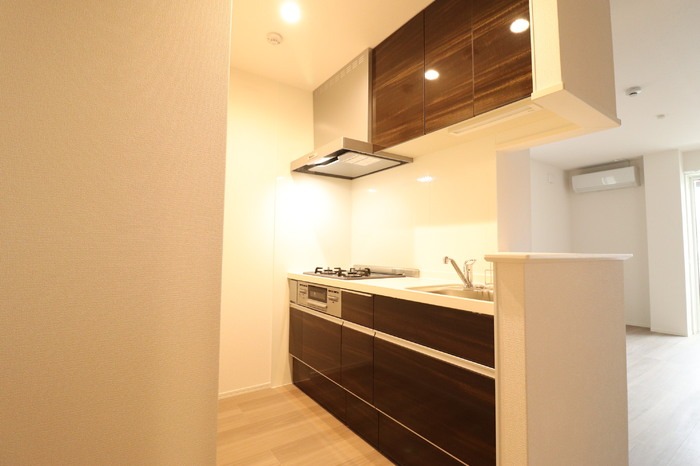 ��ʌ��������܎s�Y�a��k�Y�a�S���ڂ̃}���V�����̃L�b�`��