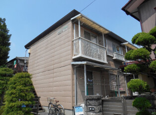 ��ʌ�����s�厚���s�̍���7-4�̃A�p�[�g�̌����O��