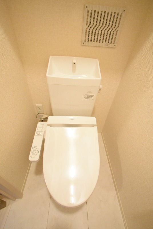 ��ʌ��������܎s���搼��{�P���ڂ̃A�p�[�g�̃g�C��