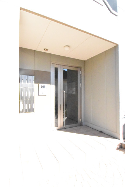 ��ʌ��������܎s�΋擌�Y�a�W���ڂ̃}���V�����̃G���g�����X