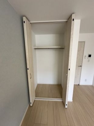 ��ʌ��������܎s�k��{�����Q���ڂ̃A�p�[�g�̎��[