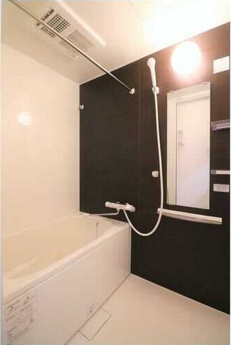 ��ʌ�����s���{���P���ڂ̃A�p�[�g�̃o�X