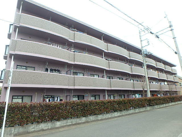 ��ʌ��������܎s�k��{����243�̃}���V�����̌����O��