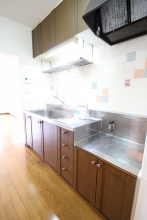 ��ʌ��������܎s�k��{�����̃}���V�����̃L�b�`��