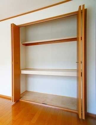 ��ʌ�����s���R�Q���ڂ̃A�p�[�g�̎��[