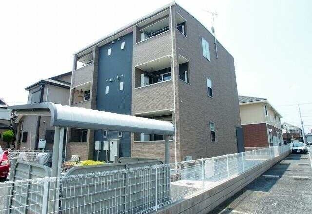 ��ʌ��������܎s��΋搼���R���ڂ̃A�p�[�g�̌����O��