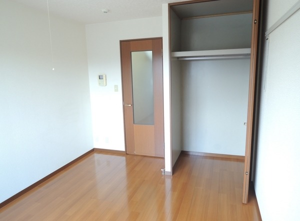 ��ʌ��������܎s��΋搼���̃A�p�[�g�̎��[