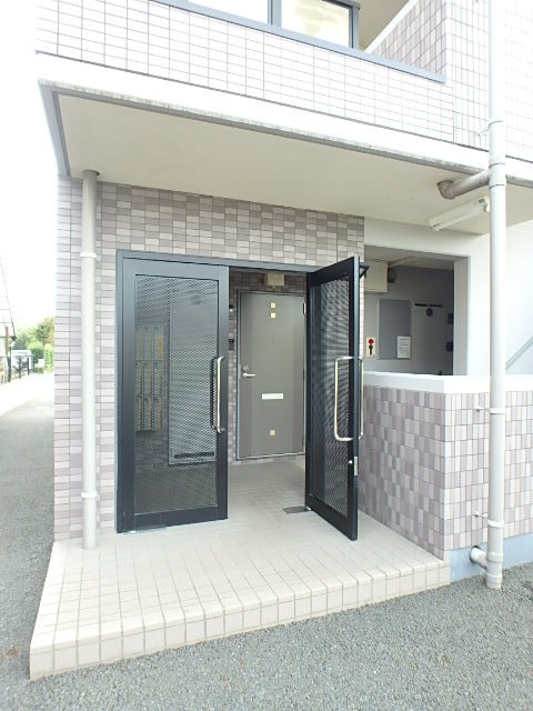 ��ʌ��������܎s��{��O���Q���ڂ̃}���V�����̃G���g�����X